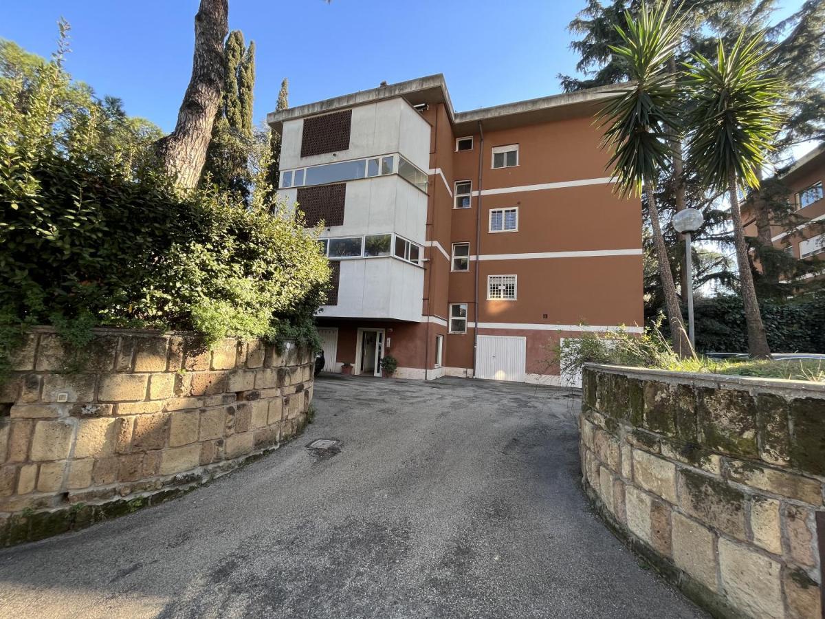 Monolocale A Mostacciano Appartement Rome Buitenkant foto