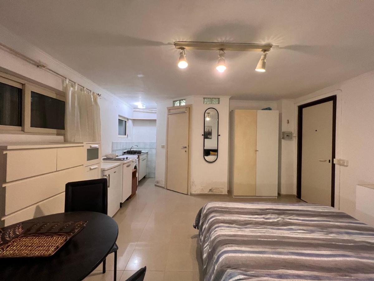 Monolocale A Mostacciano Appartement Rome Buitenkant foto