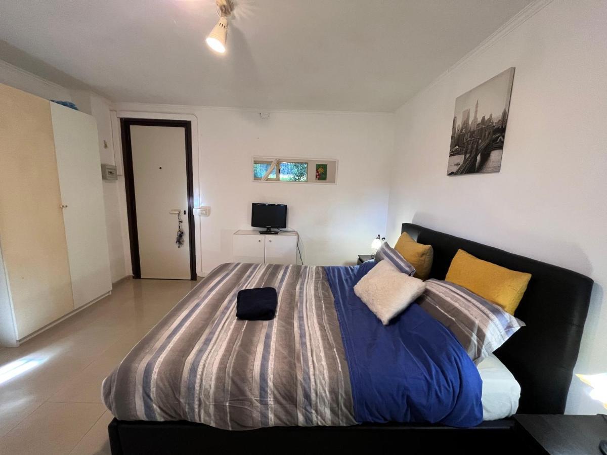 Monolocale A Mostacciano Appartement Rome Buitenkant foto