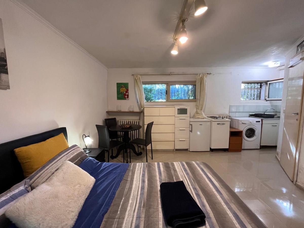 Monolocale A Mostacciano Appartement Rome Buitenkant foto